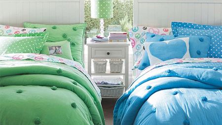 Stolik z gniazdkami w szufladzie! 1