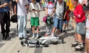 Ponad 700 tys. wyświetleń. Nagranie słynnego robota z Kołobrzegu podbija sieć