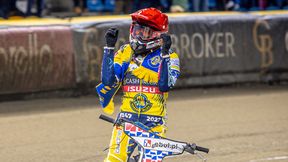 Żużel. Picie w wiadrze z lodem, lód na karku i dużo wentylatorów. Tak radzili sobie z upałem