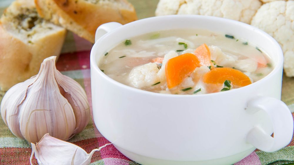 Zagęszczona zupa jarzynowa o niskiej zawartości sodu przygotowana z dodatkiem wody 1:1