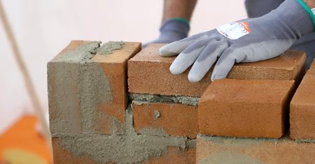 Budowlanka na krawędzi stagnacji. Dramatyczny zjazd w inwestycjach infrastrukturalnych