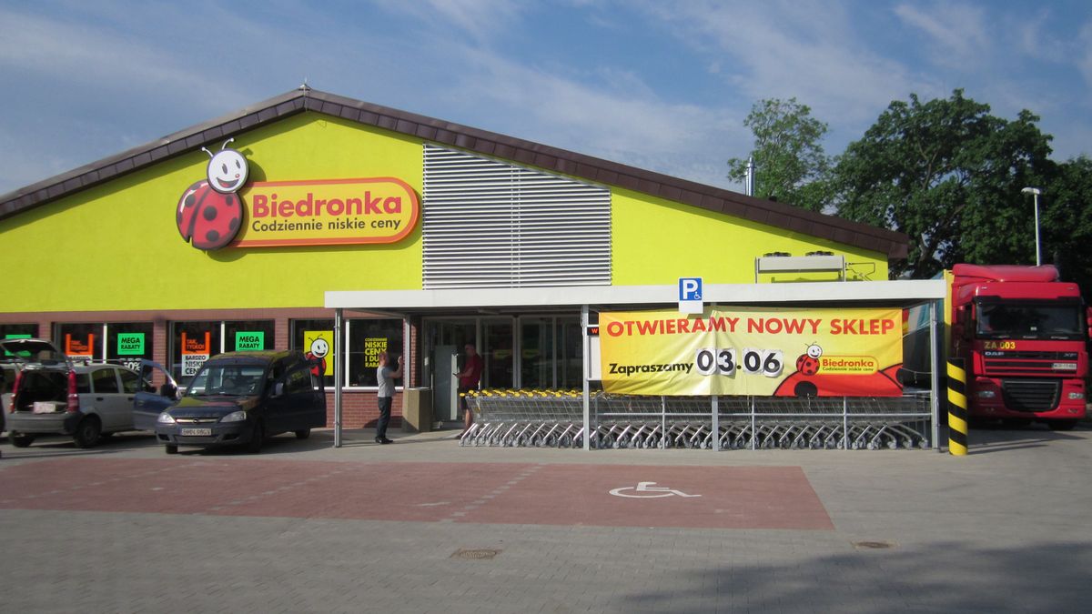 Biedronka wygrała z byłymi pracownikami