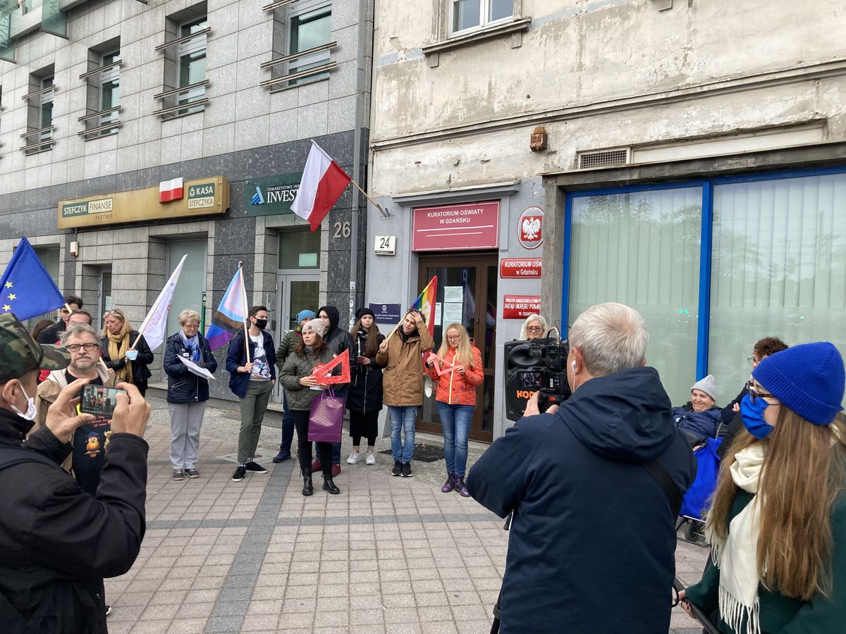 Protest pod Kuratorium Oświaty w Gdańsku