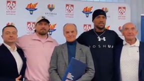 Usyk i Joshua pojawili się w Polsce. Wiadomo, w jakim celu