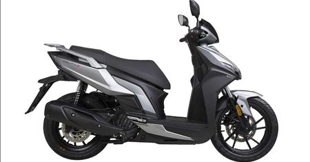 Mocniejszy, ale nadal tani. Debiutuje nowe Kymco Agility S z silnikiem 125 cm3