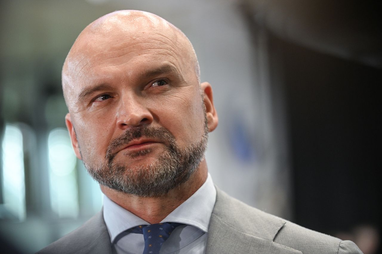 Kurier InPost poskarżył się na warunki. "Upał 35 stopni". Reakcja Brzoski natychmiastowa