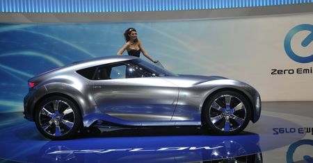 Nissan Esflow prosto z Genewy [wideo]