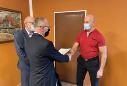 Jelenia Góra. Kierowca autobusu pomógł kobiecie. Jego postawę docenił prezydent