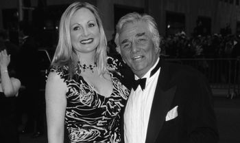 Jacqueline Falk nie żyje. Córka porucznika Colombo odebrała sobie życie