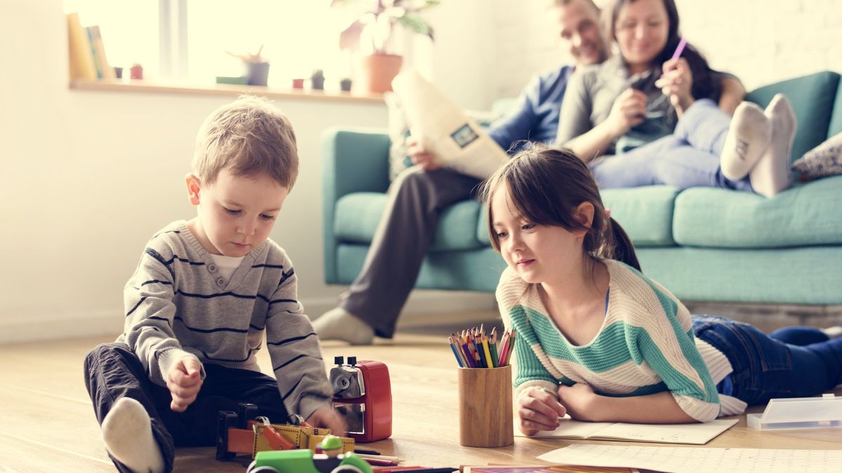 Decyzja o rezygnacji z pracy na rzecz wychowania dzieci oznacza często "biedaemeryturę"