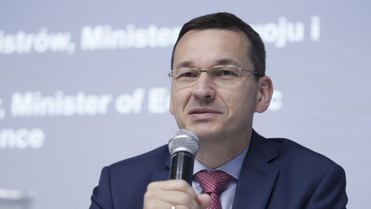 Mateusz Morawiecki, wicepremier, minister rozwoju i finansów