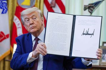 Nowe uderzenie w Kanadę. Zakaz importu. Trump podpisał dekret