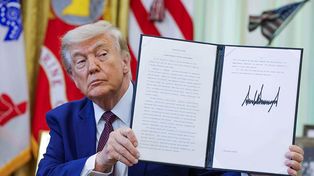 Wojna handlowa eskaluje. Trump podpisał dekret. Uderzenie w Kanadę