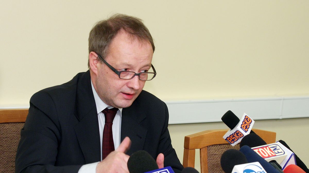 Wiceminister środowiska Mariusz Gajda