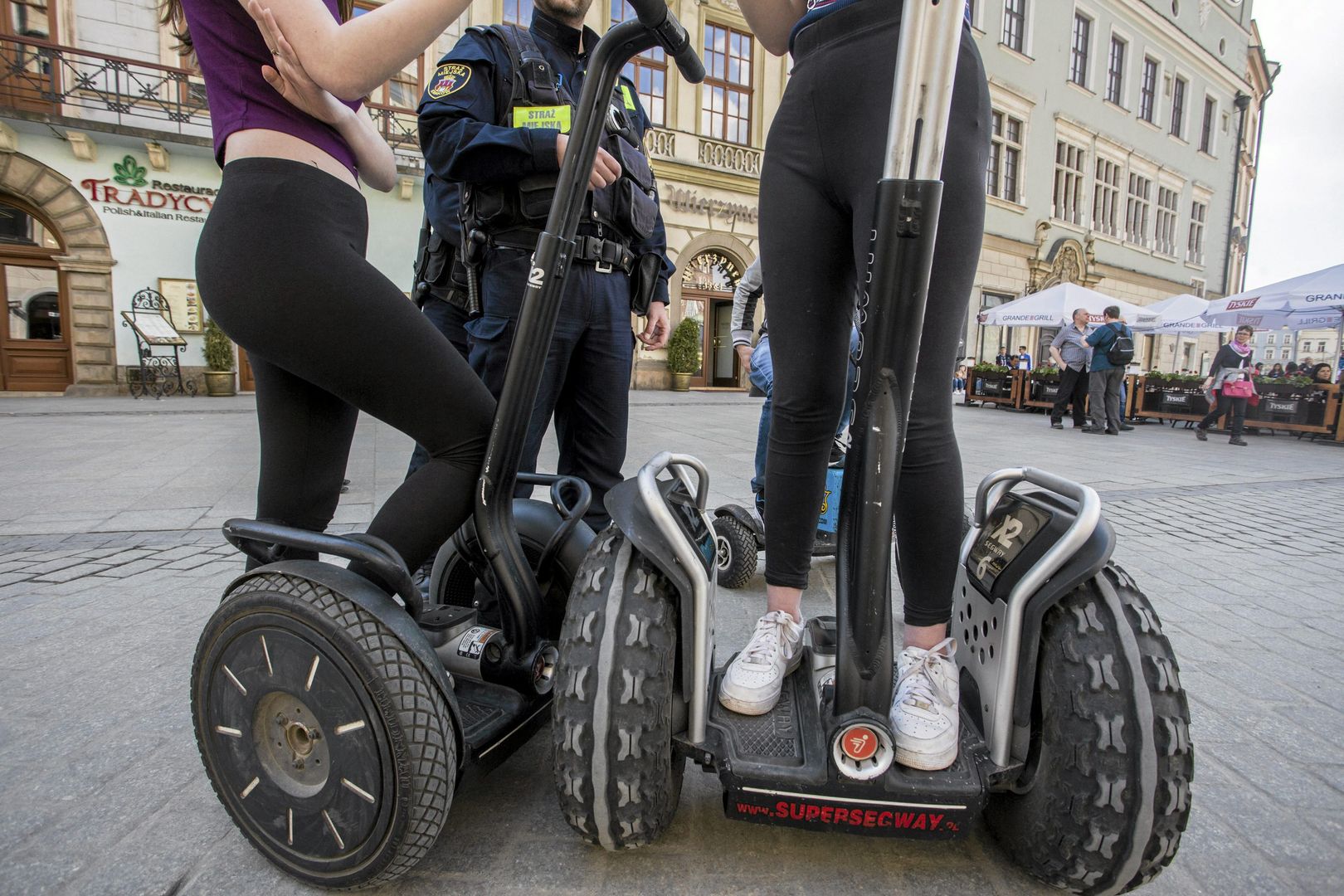 Twoje dziecko wagaruje? Wysokie kary pieniężne dla rodziców