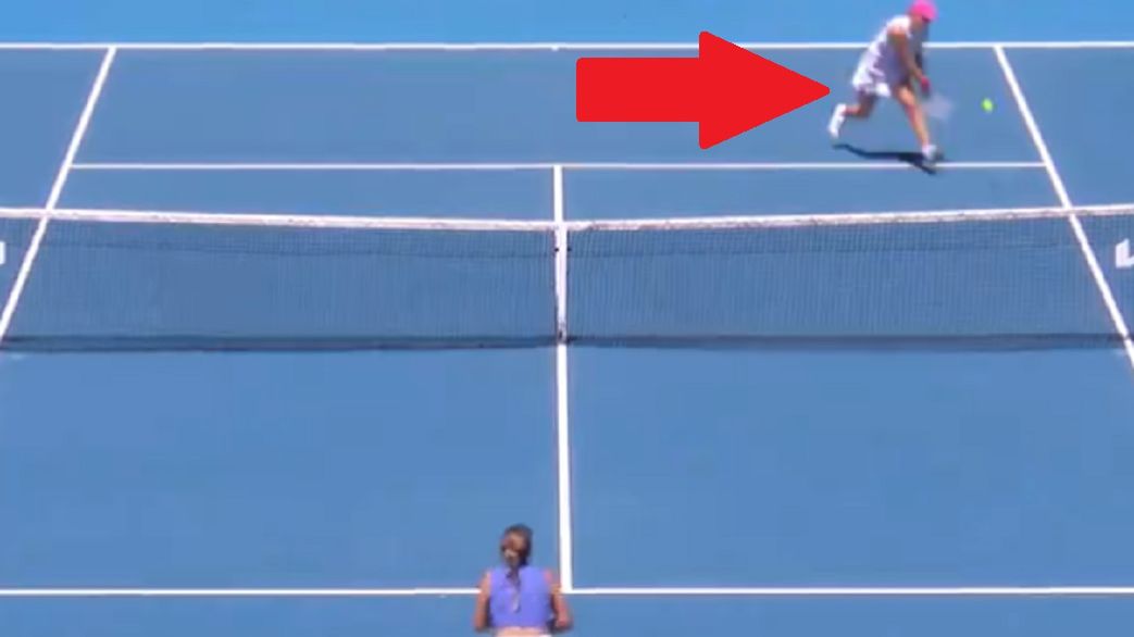 Twitter / Australian Open / Na zdjęciu: uderzenie Igi Świątek