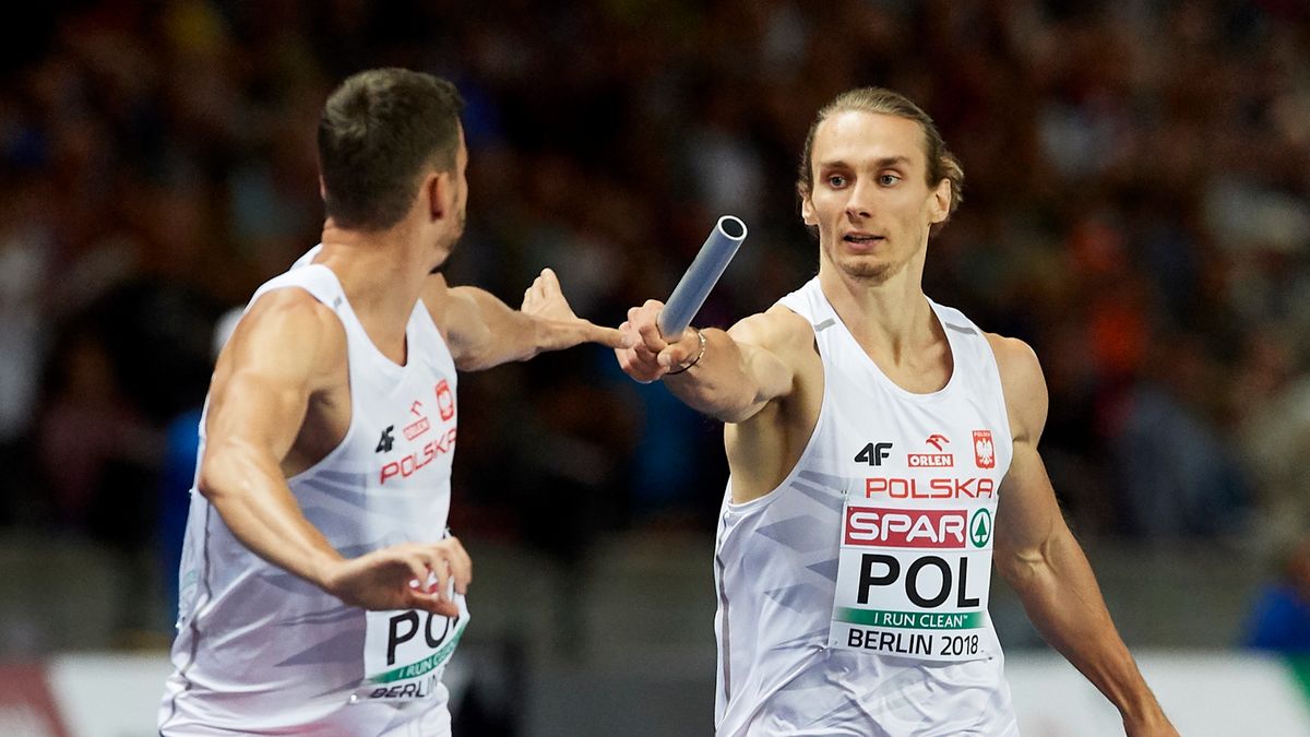 PAP / Adam Warżawa / Na zdjęciu od lewej: Rafał Omelko i Karol Zalewski