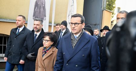 Karuzela funduszy się rozpędza. PiS wciąż tworzy nowe