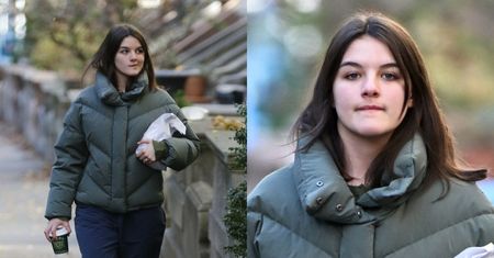 Suri Cruise w codziennym wydaniu mknie przez ulicę Nowego Jorku. Podobna do znanej mamy?