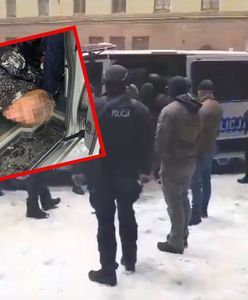 Ranni policjanci w aucie na środku drogi. Kulisy obławy we Wrocławiu