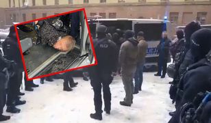 Ranni policjanci w aucie na środku drogi. Kulisy obławy we Wrocławiu