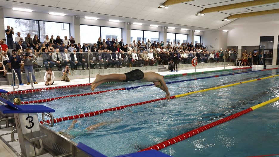 Basen &#34;Strzemyk&#34; przy SP 7. w Grudziądzu oficjalnie otwarty