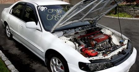 Skradziono jej Hondę - odzyskała stuningowaną!