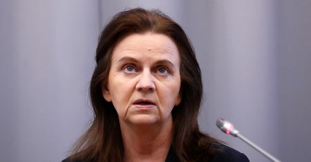 Koronawirus w Polsce. Wnioski o odroczenie składek wywołały burzę. Prezes ZUS komentuje sprawę