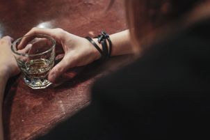 Tak piją kobiety. Problem może długo pozostawać niewidoczny