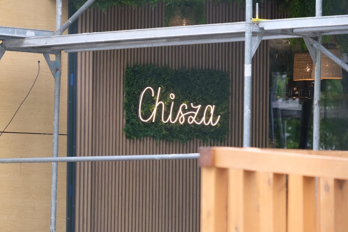 Chisza nad zalewem