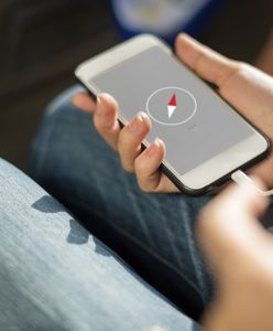 Doładowujesz telefon nocą? Natychmiast przestań. To najgorszy pomysł