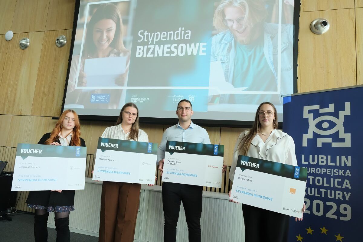 Stypendia biznesowe przyznane