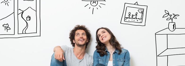 Mieszkanie, studia, praca. Tego pragną Polacy dla swoich dzieci