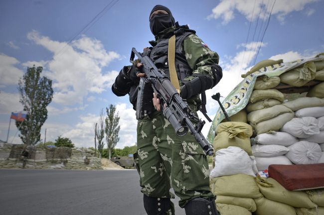 Konflikt na Ukrainie. Ponad 350 zabitych, Poroszenko chce wcześniejszych wyborów