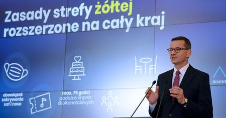Obowiązkowe maseczki. Od soboty cała Polska w żółtej strefie