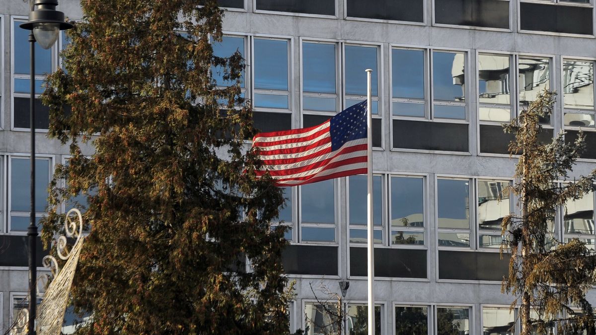 Ambasada USA w Polsce
Fot. Jan Bielecki/East News, Warszawa 28.12.2016  Ambasada USA w Polsce
JAN BIELECKI