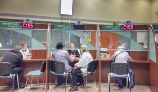 Emerytury i renty Polaków. Rząd chce nieźle sypnąć groszem