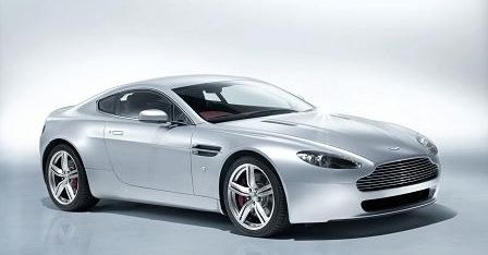 Aston Martin wspiera słabsze V8 Vantage