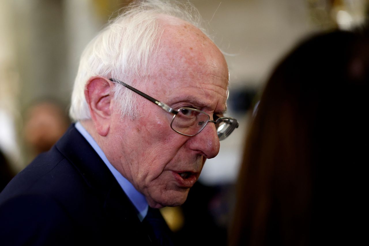 Bernie Sanders appeals to the White House, "No more money to Netanyahu's war machine"