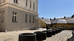 Gorlice: Mini ogród na podwórzu ratusza powstanie jeszcze w tym tygodniu