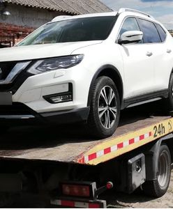 Trzymał kradzione auto na posesji. Policjanci zlikwidowali "dziuplę" samochodową