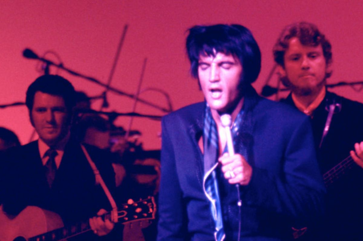 "Zadzwonił menedżer Elvisa". Presley chciał śpiewać hit Czerwonych Gitar