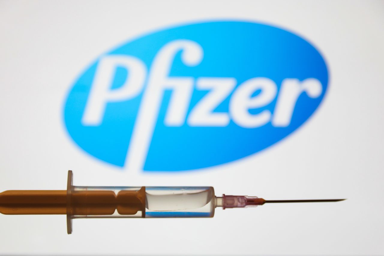 Zdjęcie ilustracyjne szczepionki firmy Pfizer