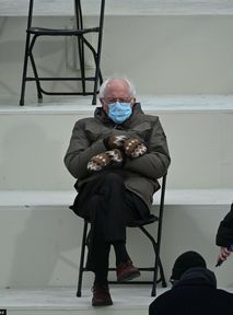 Bernie Sanders mistrzem drugiego planu. TOP 10 memów z inauguracji Joe Bidena