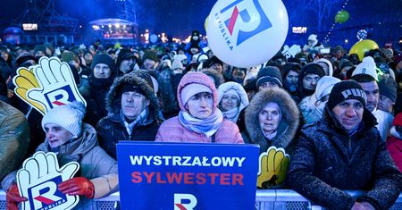 Reporter wybrał się pociągiem do Chełma. To usłyszał od fanów Republiki