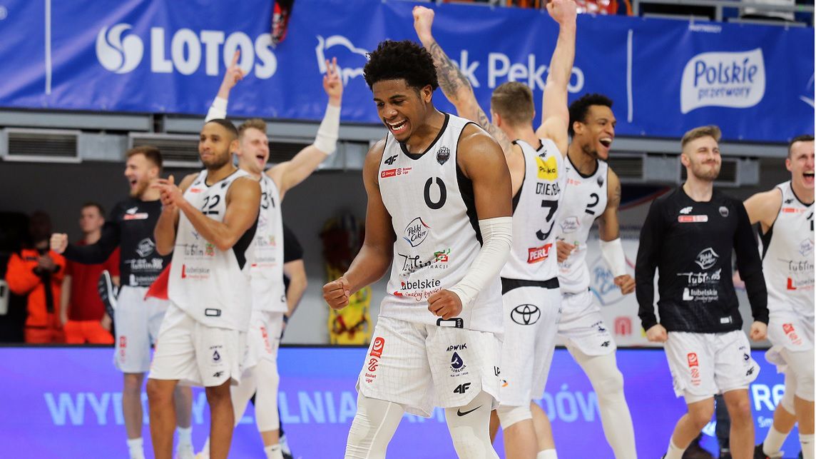 Materiały prasowe / Andrzej Romański / Energa Basket Liga / Mike Scott