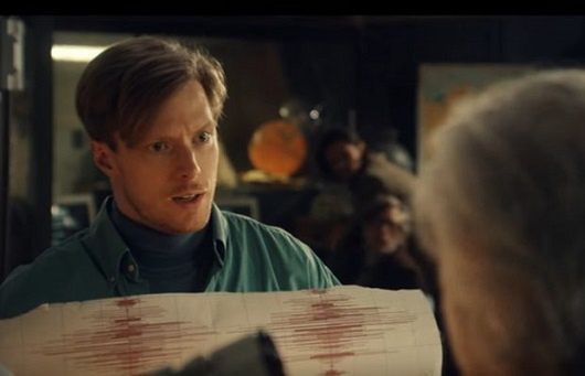 Zbliżający się wybuch wulkanu reklamuje Chicken Box w McDonald's (wideo)