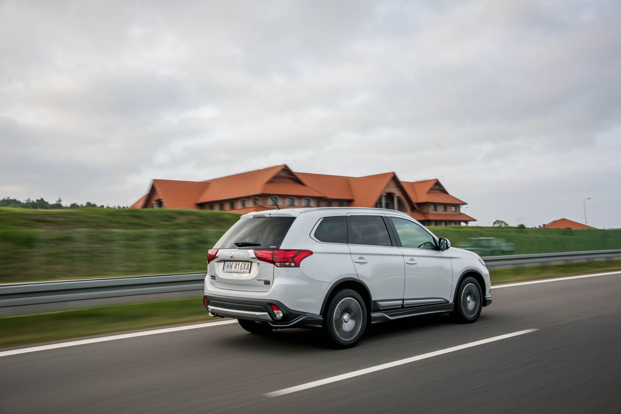 Mitsubishi Outlander III