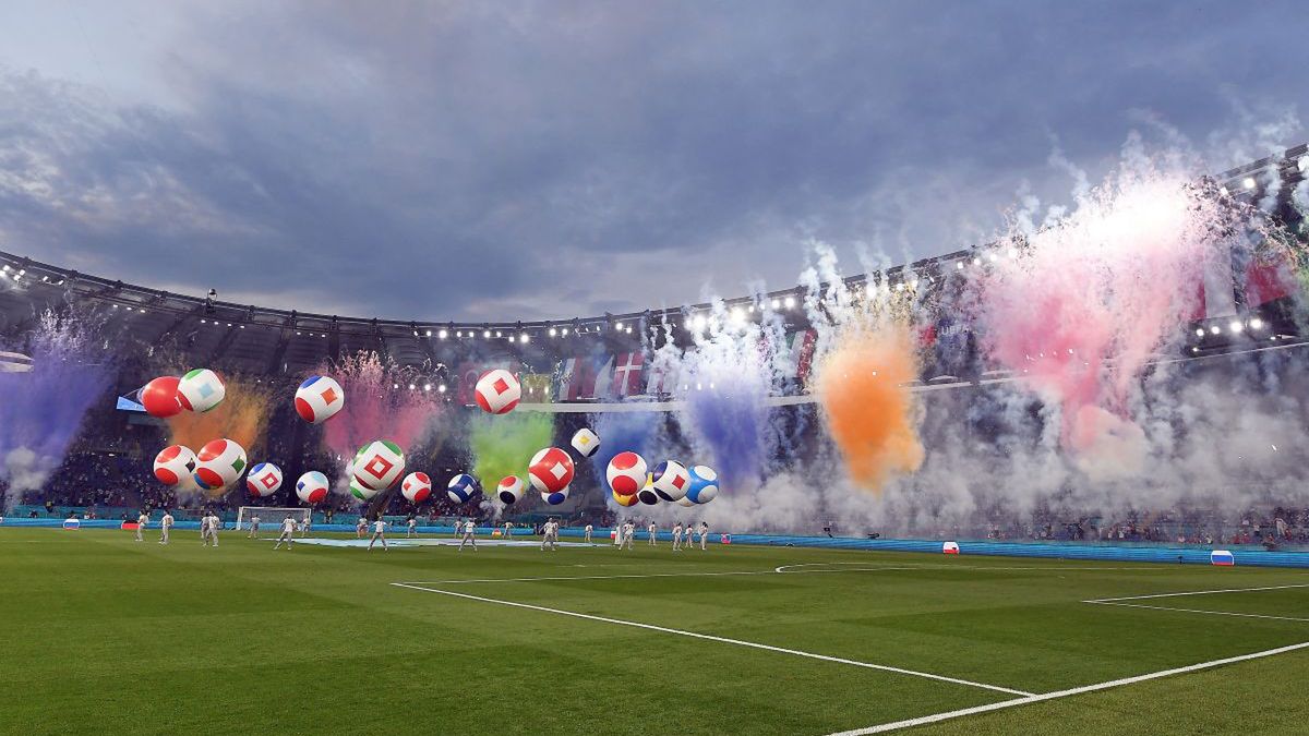 Zdjęcie okładkowe artykułu: PAP/EPA / ALBERTO LINGRIA / Na zdjęciu: ceremonia otwarcia Euro 2020 na Stadionie Olimpijskim w Rzymie