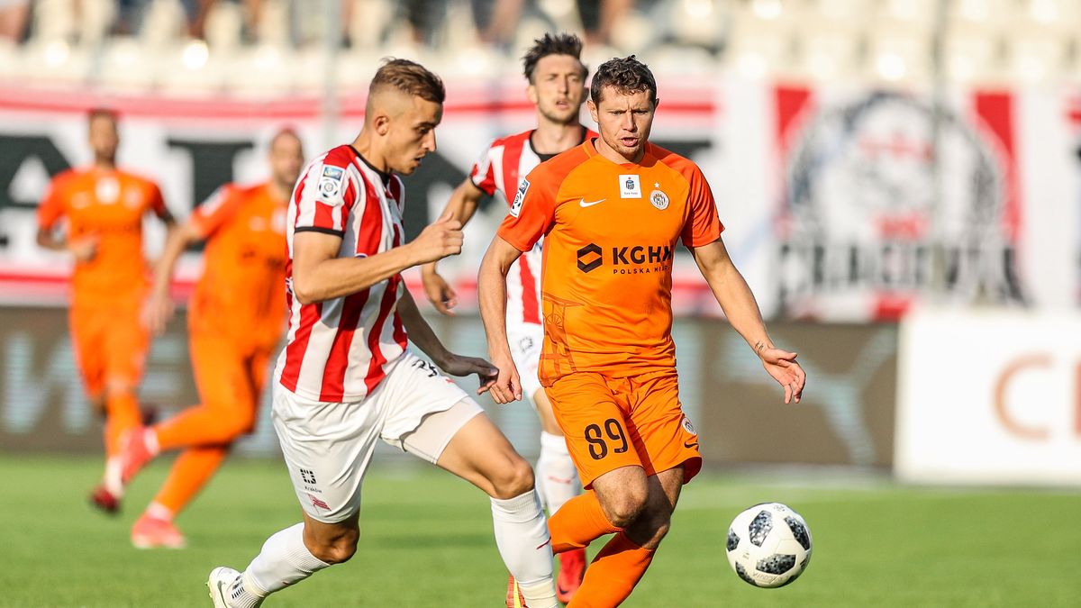 Getty Images / Michał Stawowiak / Na zdjęciu: Michał Helik (po lewej) i Patryk Tuszyński (po prawej)